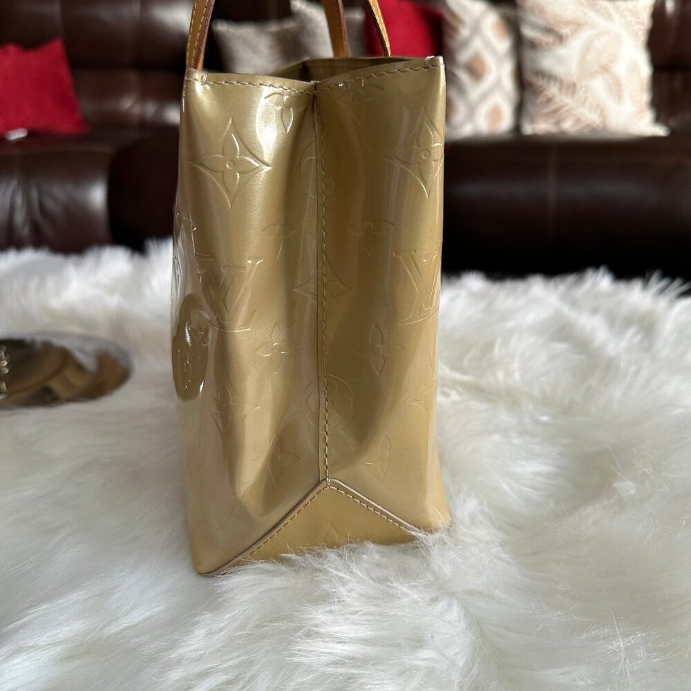 ❌SOLD❌ Authentic Louis Vuitton Monogram Vernis Reade PM Tote - Picture 5 of 15